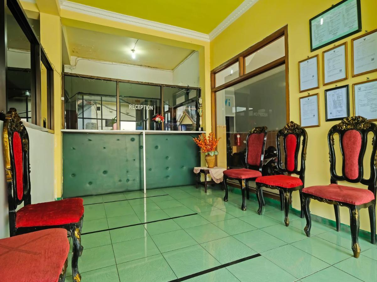 Collection O 91914 Hotel Citra Dewi 2 Int'S Semarang Exterior photo
